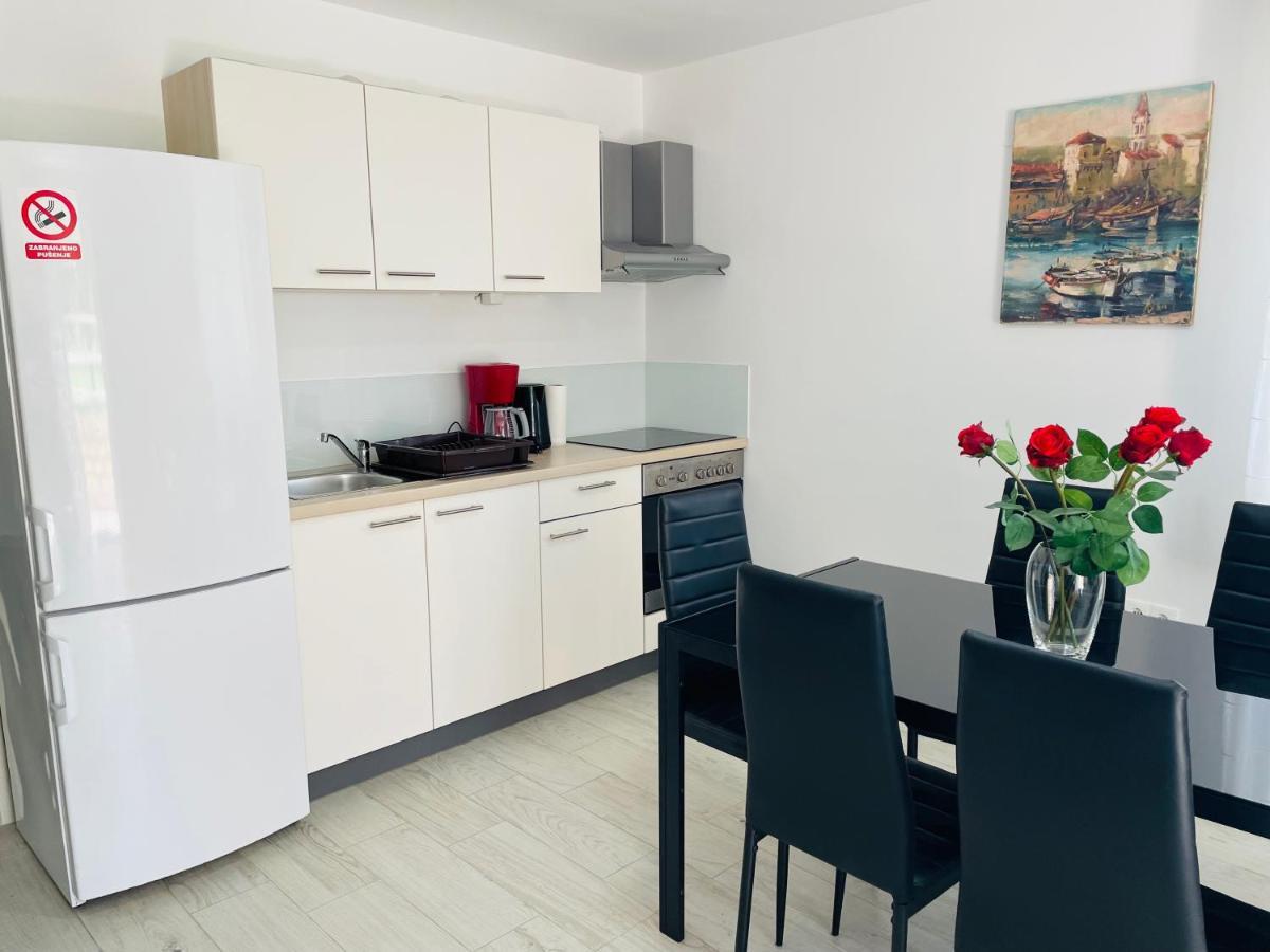 Apartment Paulina โตรกีร์ ภายนอก รูปภาพ